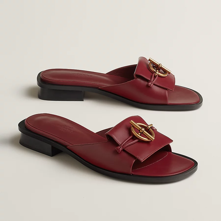 Isle sandal - Image 1